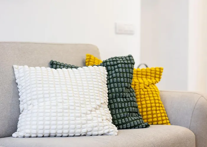 Newly Refurbished * Эль-Росарио