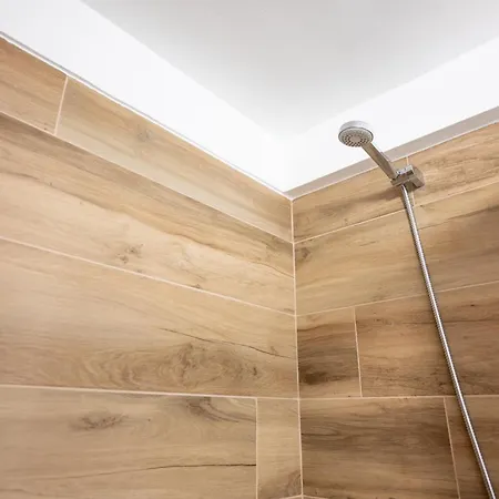 Newly Refurbished Tatil Evi