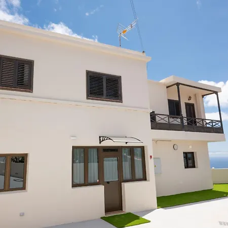 Newly Refurbished * El Rosario (Tenerife)